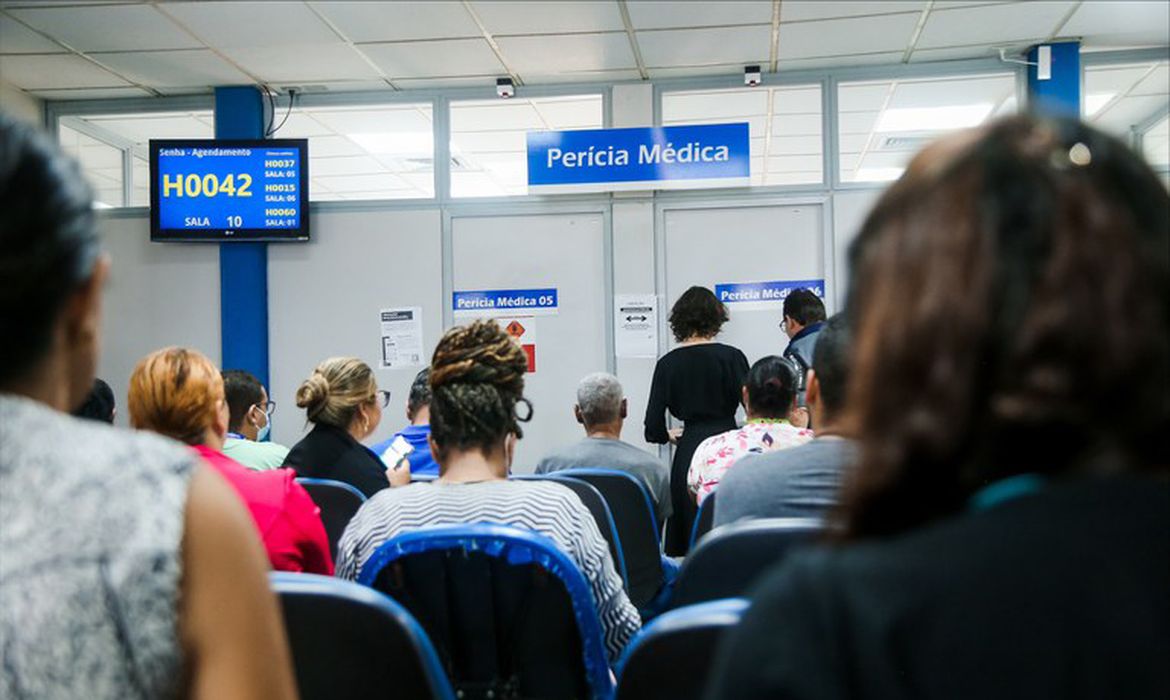 Mutirão do INSS prevê 19 mil atendimentos para reduzir fila da perícia