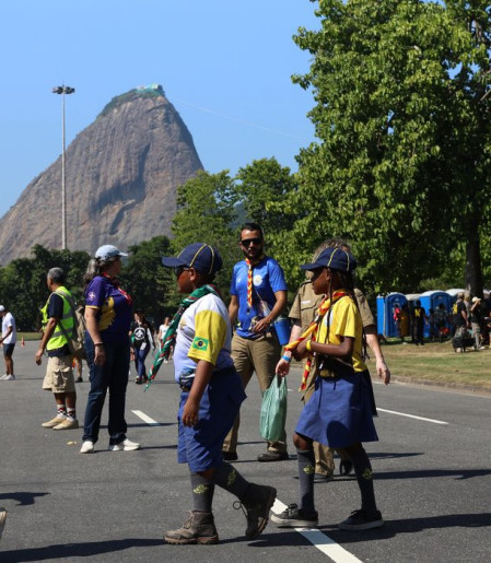 Movimento escoteiro reúne mais de 4 mil pessoas em evento no Rio