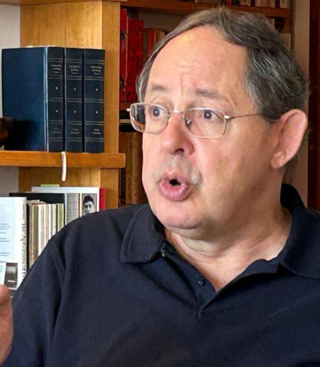 Hiperglobalização está em crise, diz economista Eduardo Giannetti