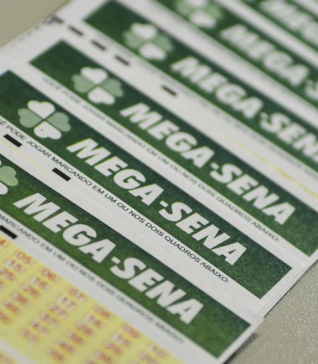 Mega-Sena acumula para R$ 115 milhões 