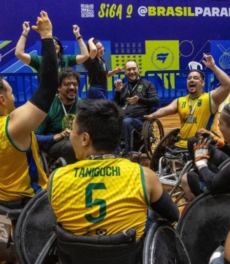 Seleção de rúgbi em cadeira de rodas conquista torneio internacional