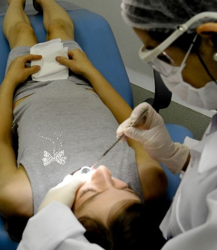 Iniciativa seleciona jovens para tratamento odontológico gratuito