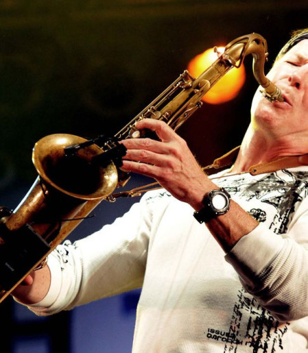 Rádio MEC transmite especial para celebrar Dia Internacional do Jazz