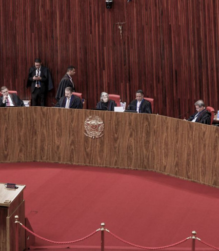 TSE cassa mandato do governador de Roraima e determina novas eleições