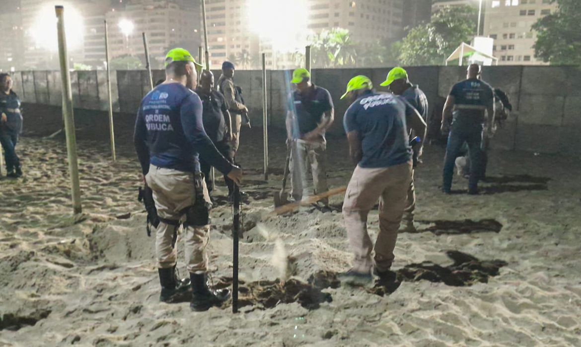 Prefeitura descarta produtos que seriam vendidos no show da Shakira 