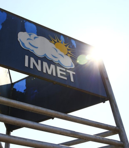 Regiões Nordeste e Sul têm alertas de temporais e ventos intensos