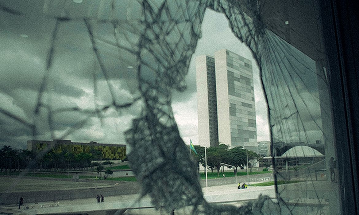Documentários de Brasil e Paraguai pautam democracia no Prêmio Platino