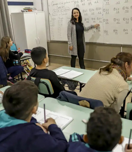 Inscrições para formação de professores de matemática vão até o dia 15