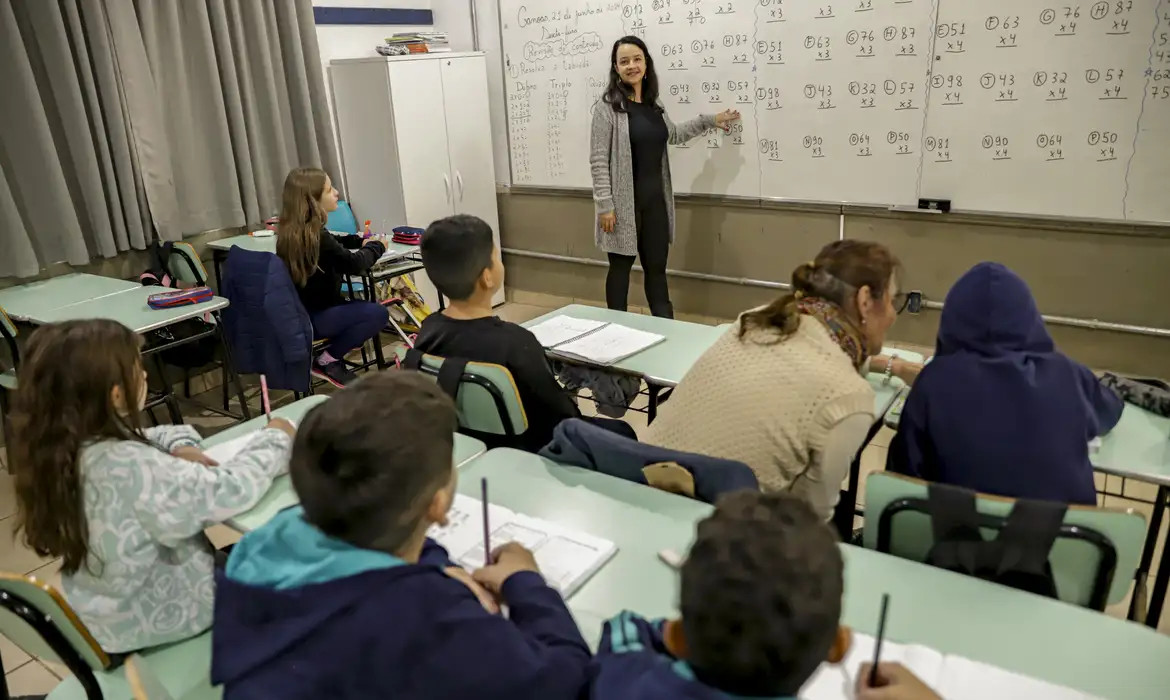 Inscrições para formação de professores de matemática vão até o dia 15