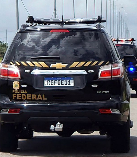 PF apreende mais de uma tonelada de maconha em rodovia paulista
