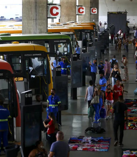 Tarifa zero no transporte poderia ser novo Bolsa Família, diz estudo