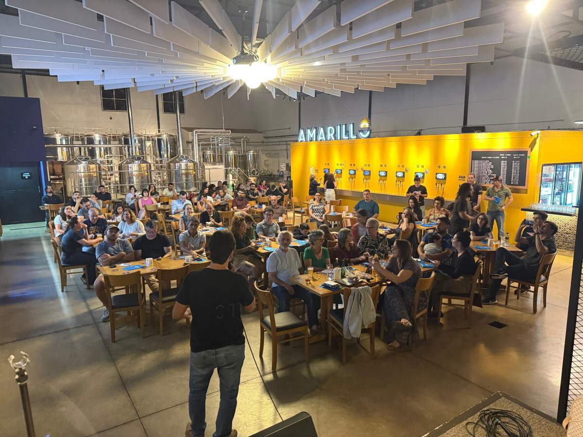 Festival transforma bares e cervejarias em espaços de conversa sobre ciência, inovação e temas do cotidiano