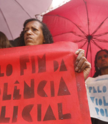 Organizações lançam documento sobre chacinas da Favela Nova Brasília