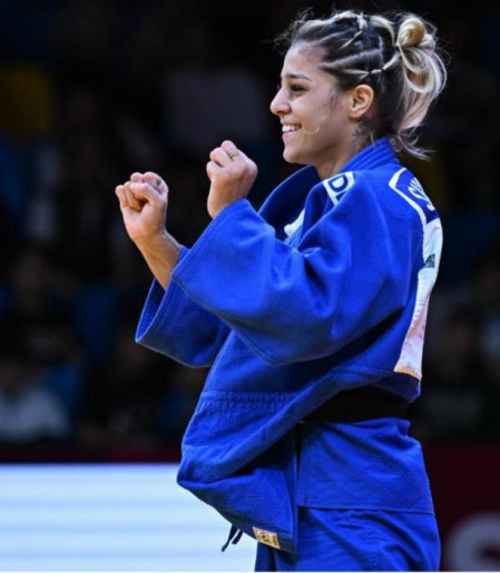 Sarah Souza é bronze em 1º dia do Grand Slam de judô no Cazaquistão
