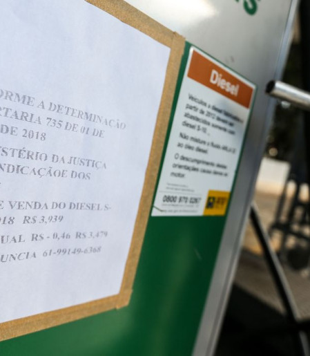 Óleo diesel cai pela 4ª vez em cinco semanas e acumula recuo de 4,5%