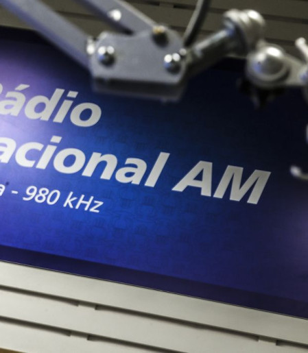 Videocast celebra 90 anos da Rádio Nacional