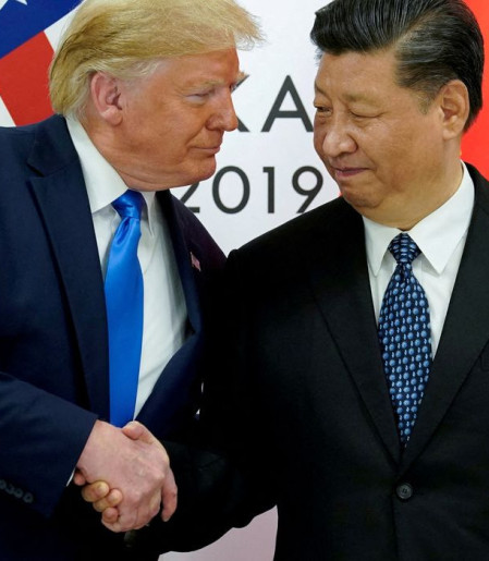 Trump visita Xi Jinping na China em meio ao atoleiro da guerra no Irã