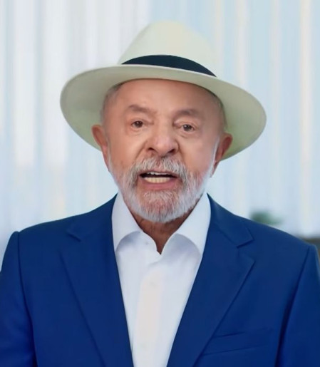 "É um caso de polícia", diz Lula sobre relação entre Flávio e Vorcaro