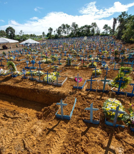 Negacionismo fez brasileiros "perderem" 3,4 anos de vida na pandemia