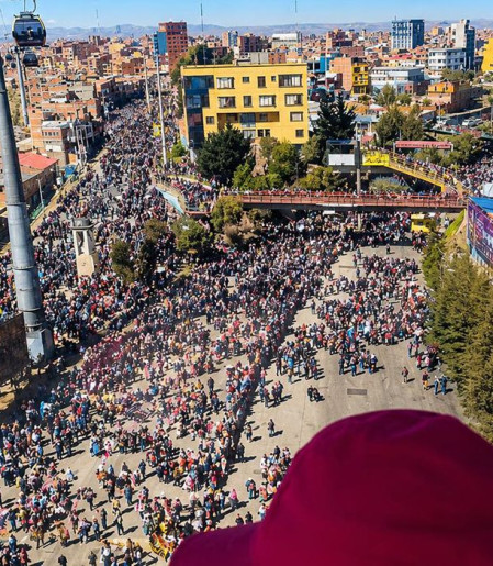Bolívia registra 23 bloqueios e marchas antigoverno chegam a La Paz
