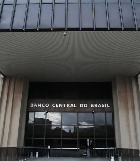Mercado projeta inflação de 4,92% em 2026