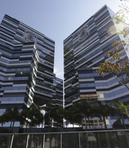 PF investiga passageiro chileno por ofensas racistas e homofóbicas