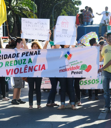 CCJ retoma nesta terça debate sobre redução da maioridade penal