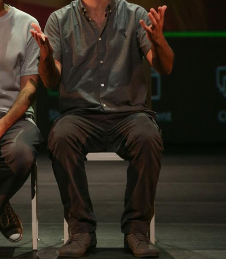 Bruno Mazzeo e Lucio Mauro Filho celebram a amizade e o legado de Chico Anysio e Lucio Mauro em comédia no Theatro Pedro II