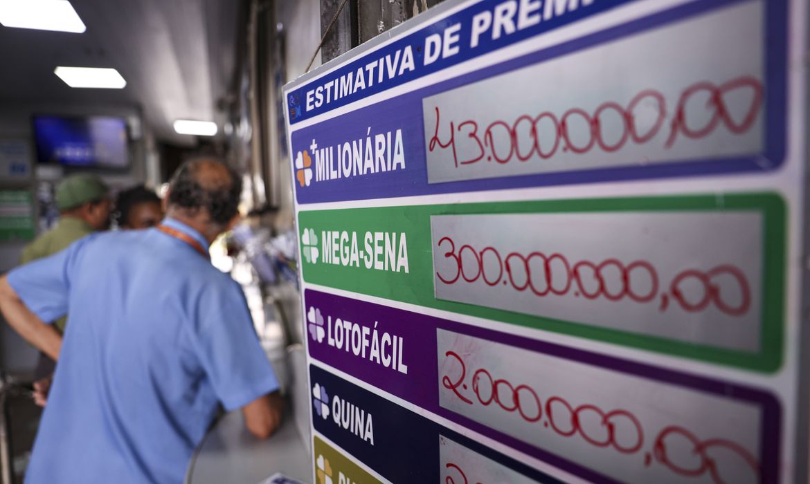 Apostas do Rio e de Fortaleza levam prêmio da Mega 30 anos