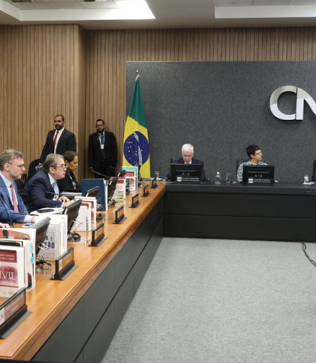 CNJ aprova contracheque único para juízes de todo país 