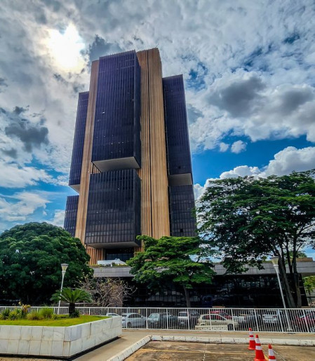 Bancos transferem R$ 5,7 bi de valores esquecidos para o Desenrola