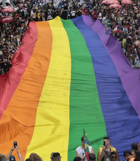 Parada LGBT+ de SP enfrenta desafios e sofre ameaça de deixar as ruas