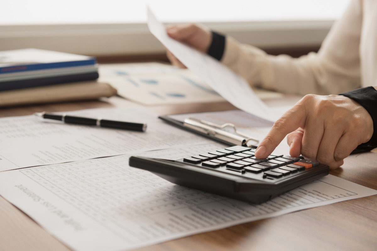 Especialistas vão discutir educação financeira, inadimplência, planejamento de gastos e os riscos das apostas on-line durante palestra gratuita promovida pelo Instituto Sicoob no Dabi Business Park, em Ribeirão Preto. Evento inclui clínicas financeiras com atendimento individual ao público.