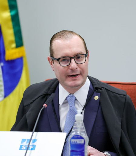 Zanin decide que STF vai julgar caso de venda de sentenças no STJ