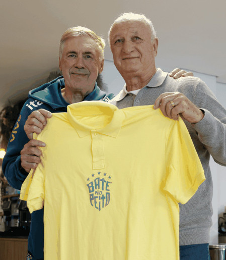 Pentacampeão com a seleção, Felipão é homenageado na Granja Comary 