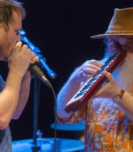Álbum reúne releituras de Hermeto Pascoal e inéditas em sua homenagem