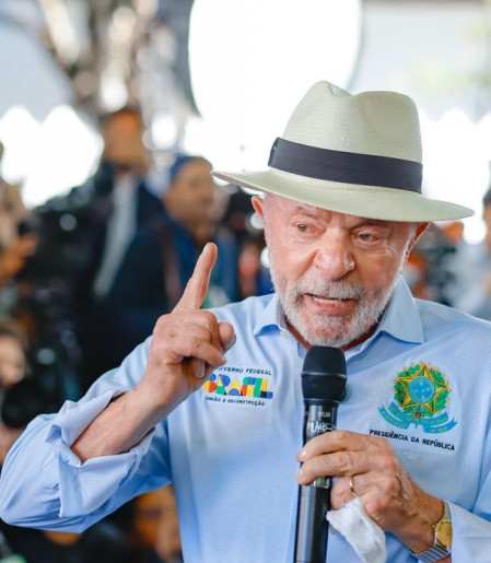 Lula diz sonhar em reverter privatizações de empresas estratégicas