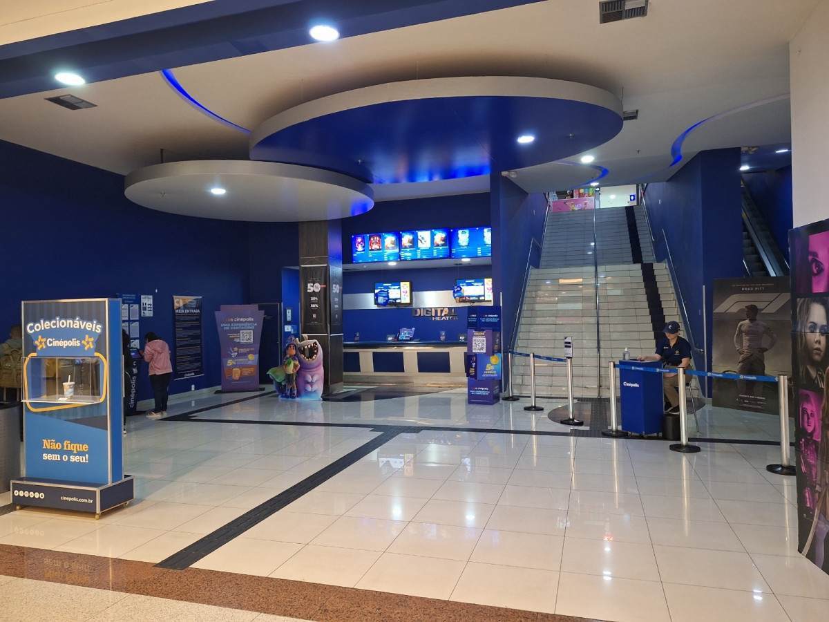 Sessão inclusiva acontece no cinema do ShoppingSantaÚrsula