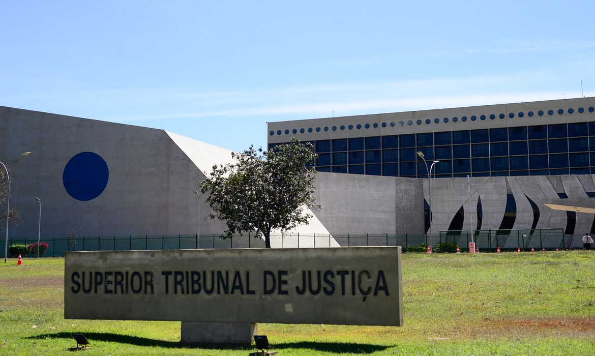 STJ marca depoimento de mulheres que acusam ministro Buzzi de assédio