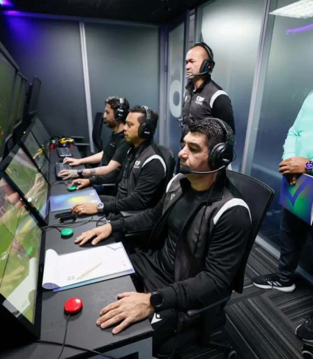Novas regras ampliam o poder de intervenção do VAR nos jogos