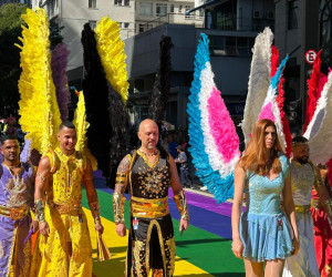 Parada do Orgulho LGBT+ leva cores e vibração à Avenida Paulista