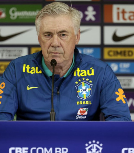 Wesley é cortado da Seleção Brasileira por lesão em amistoso