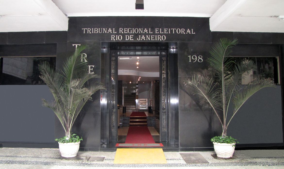 Partidos fluminenses têm até o dia 30 para entregar contas de 2025
