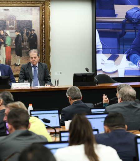 Comissão da Câmara aprova redução da maioridade penal para 16 anos 
