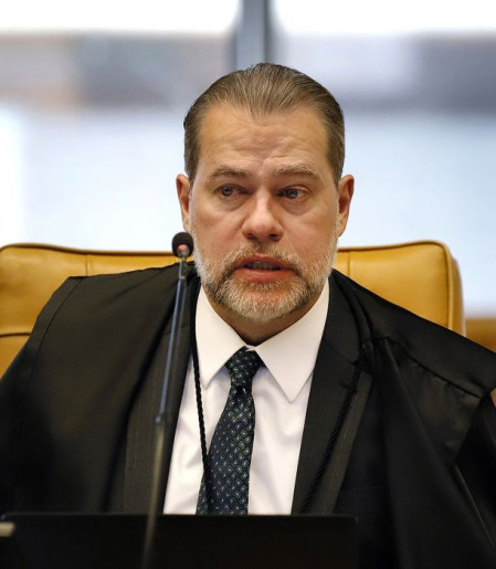 STF suspende análise de recursos apresentados pelas big techs