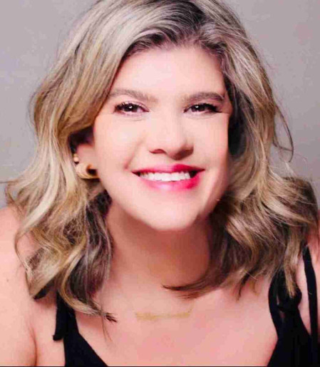 Virginia Macorin de Lima Sant’Anna, influenciadora e publicitária