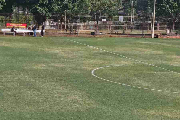 Gramado do centro de treinamento foi vandalizado após derrota