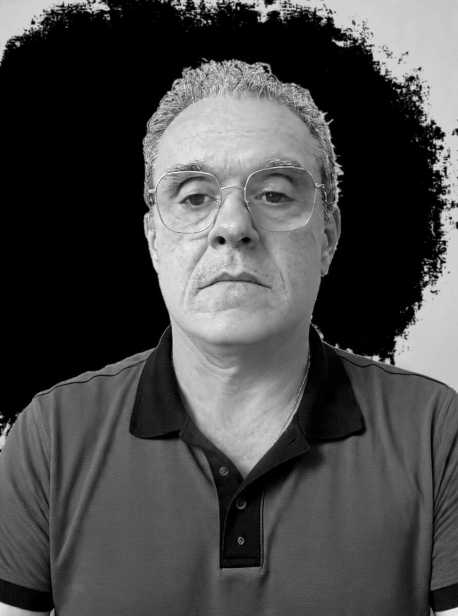 Ângelo Lopes, editor da coluna 