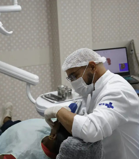 Comissão do Senado aprova novo piso salarial de médicos e dentistas