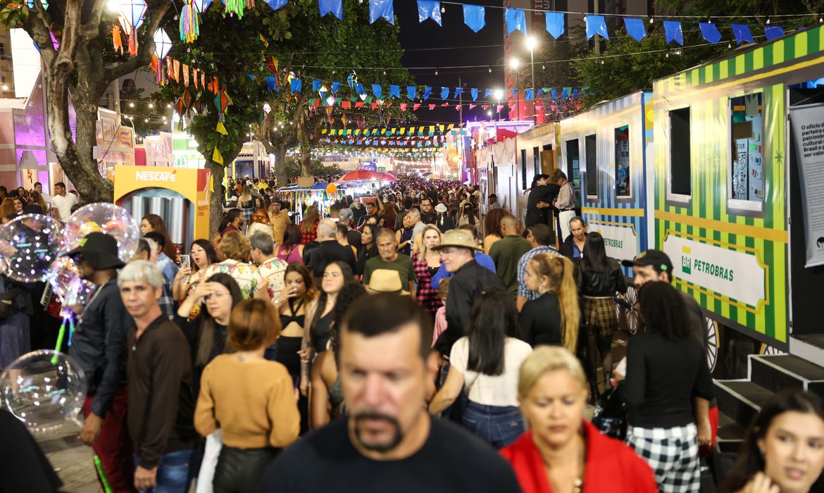 TV Brasil transmite festas de São João de Caruaru, Mossoró e Assú